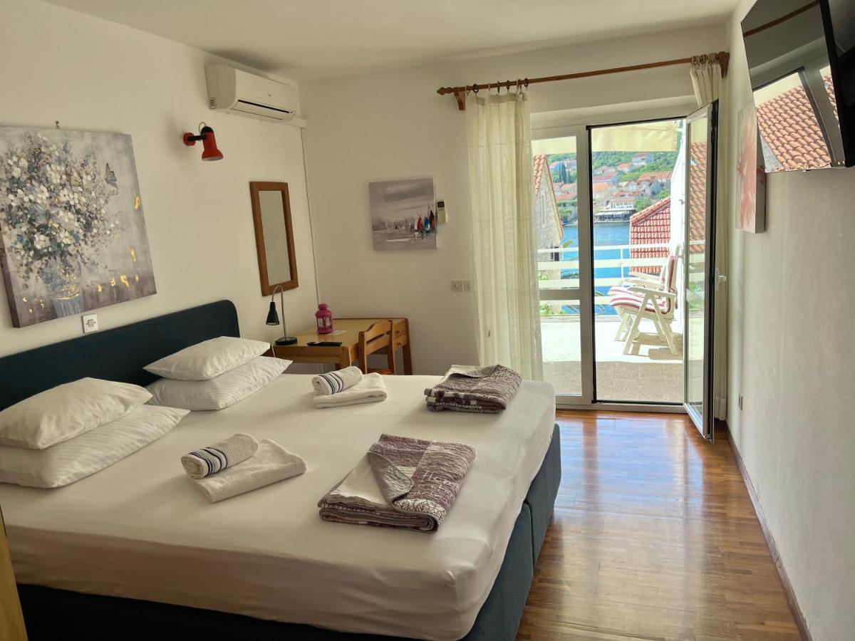 Guest house Šuda Lumbarda Extérieur photo